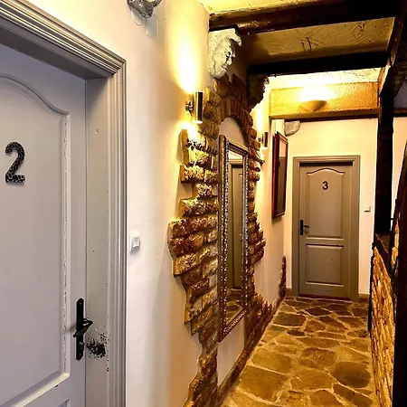 فندق مبيت وإفطار Xiv Century 3*
