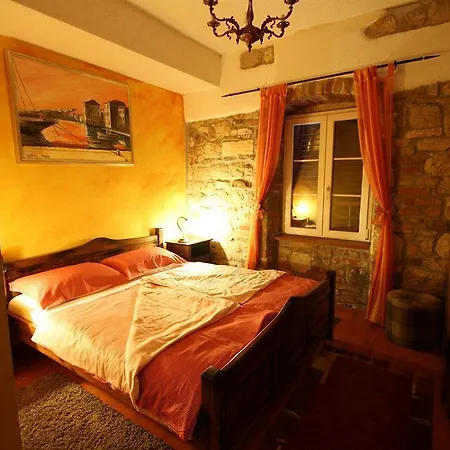 فندق مبيت وإفطار Xiv Century