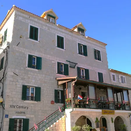 Bed & Breakfast XIV Century Rooms Kastela