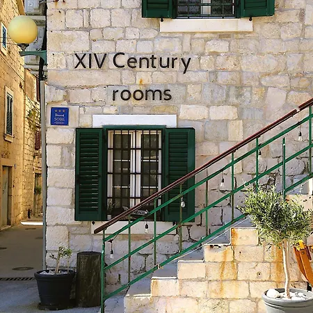 XIV Century Rooms 3*