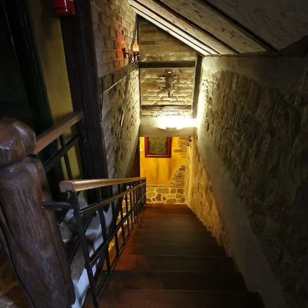 Bed & Breakfast Xiv Century 3*