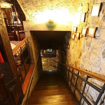 Bed & Breakfast XIV Century Rooms