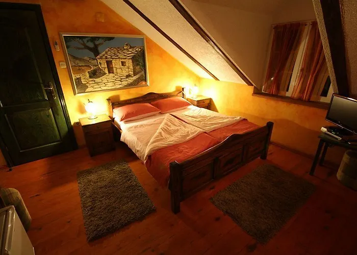 Xiv Century Kaštela